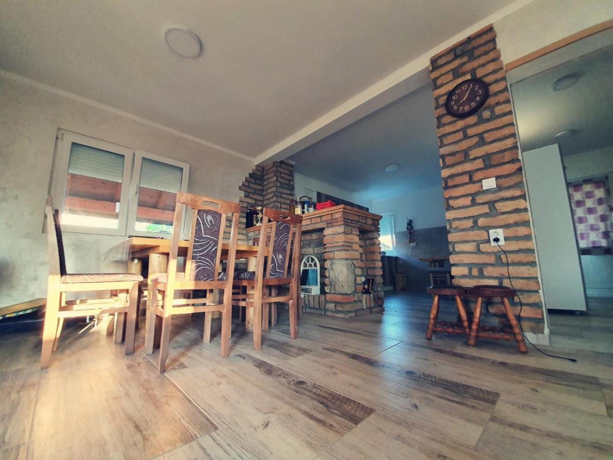 Vila Maza Smederevo Ngoại thất bức ảnh
